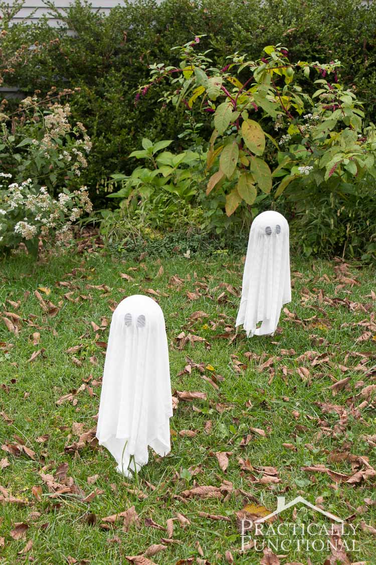 DIY Floating Halloween Ghosts