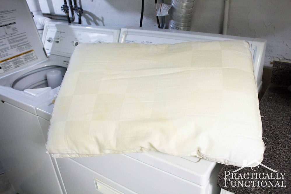 how to whiten pillows in a front loader